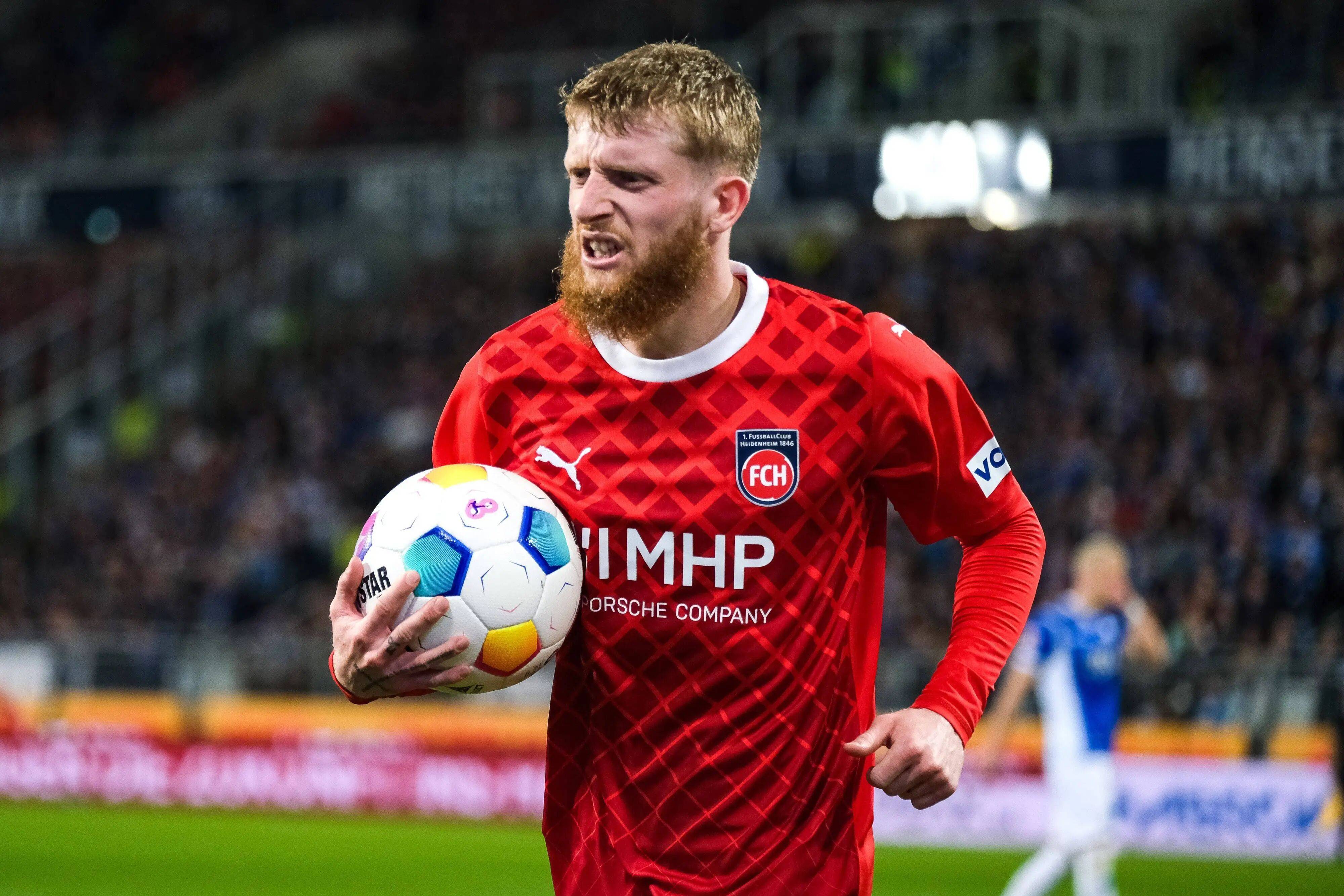 集结日德国杯焦点战，巴黎圣日耳曼回应争议，震撼外界，更衣室氛围转暖的简单介绍