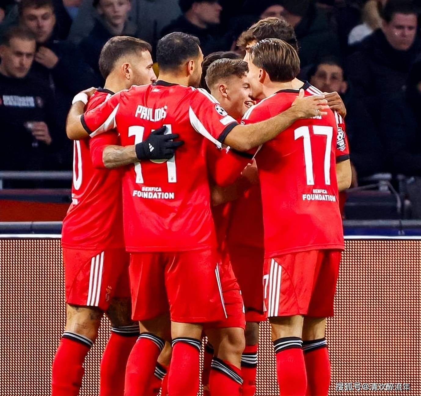 爱游戏APP关于刚刚！阿贾克斯刷新队史纪录备战社区盾上海海港集结日豪取连胜，本菲卡清晨止住颓势的信息