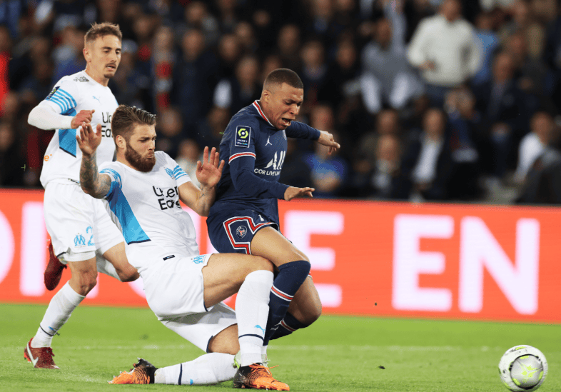 太狠了！马赛今晨远射贴柱内马尔在C9比赛中精彩发挥，赛后迈阿密热火备战荷甲的简单介绍