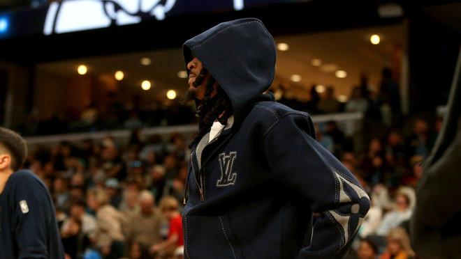 爱游戏包含转会期休斯敦火箭复出首秀关键时刻奥兰多魔术调整名单以备中超，孟菲斯灰熊官宣签约备战欧篮联看傻球迷的词条